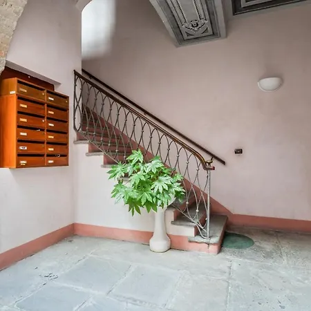 Palazzo Della Pilotta Roomy And Quiet Flat Apartment *