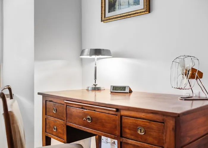 Διαμέρισμα Guesthost - Palazzo Della Pilotta Roomy And Quiet Flat *