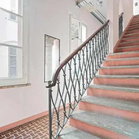 Palazzo Della Pilotta Roomy And Quiet Flat *
